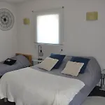 Le 2*