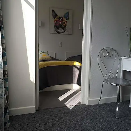 Le 2*